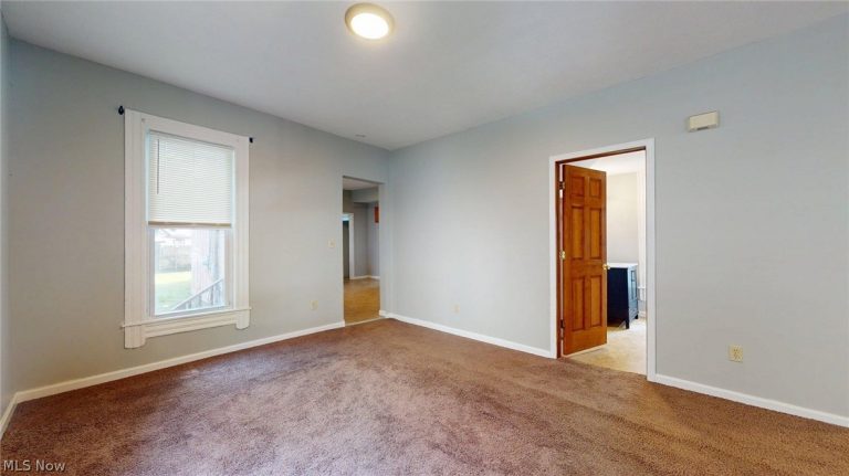 2053 95th Street, Cleveland, OH - Photo 8