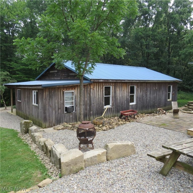 7113 Dial Road, Carrollton, OH - Photo 2
