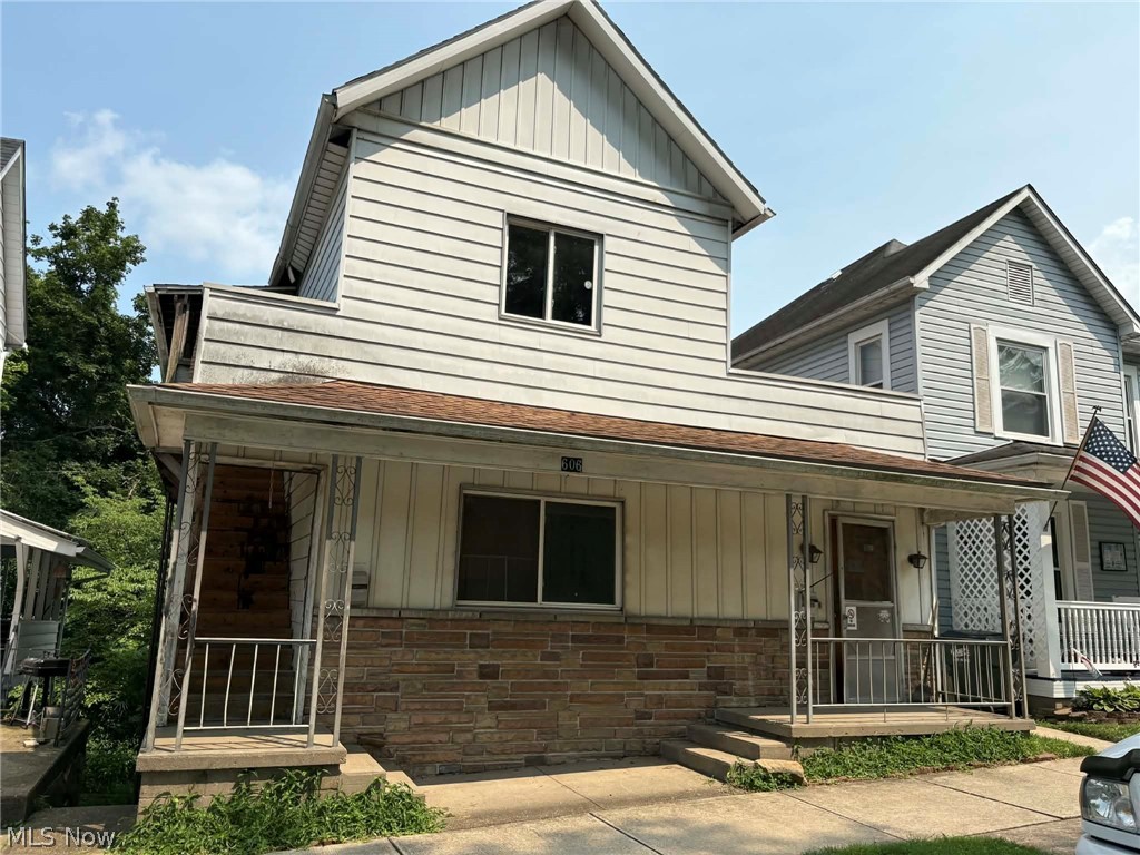 606 10th Street, Cambridge, OH