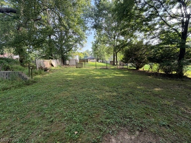 2250 Cooledge Avenue, Akron, OH - Photo 2