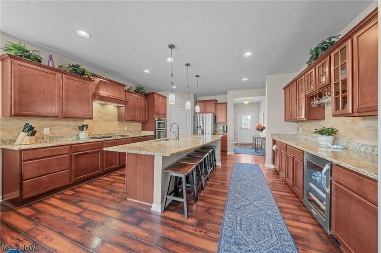 9289 Unionville Drive, North Ridgeville, OH - Photo 8