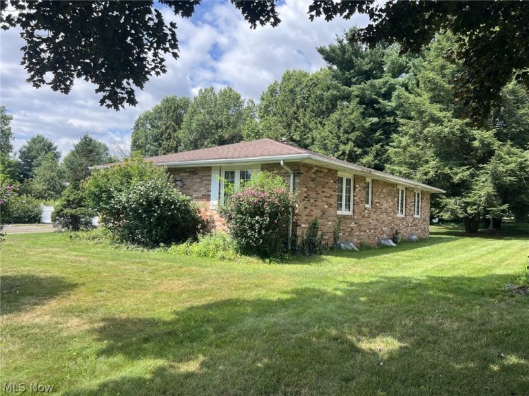 5721 Wiclif Street, Canton, OH - Photo 6