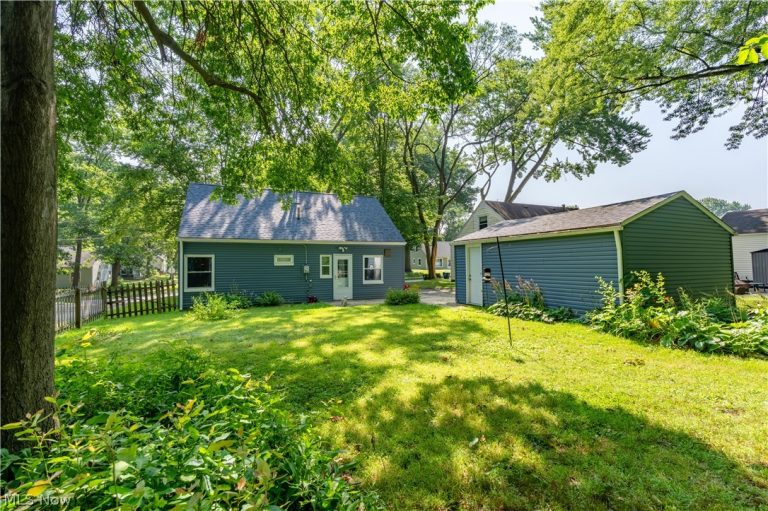 2256 Bailey Road, Cuyahoga Falls, OH - Photo 5