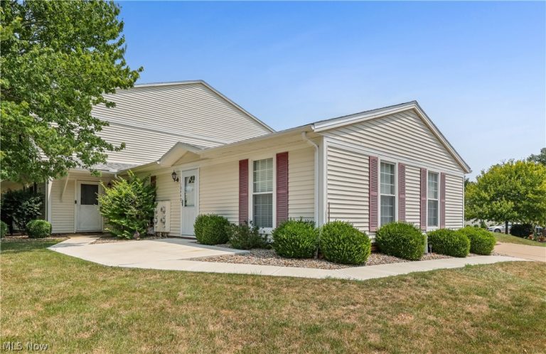 10440 Independence Drive #20A, North Royalton, OH, 44133