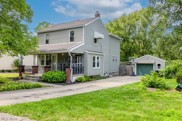 2255 Briner Avenue, Akron, OH - Photo 2