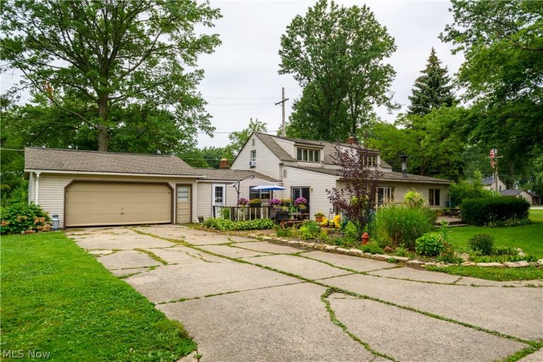 33191 Electric Boulevard, Avon Lake, OH - Photo 2