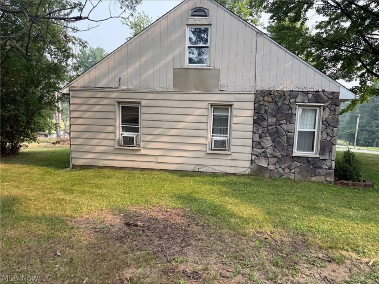 2789 Union Avenue, Minerva, OH - Photo 2