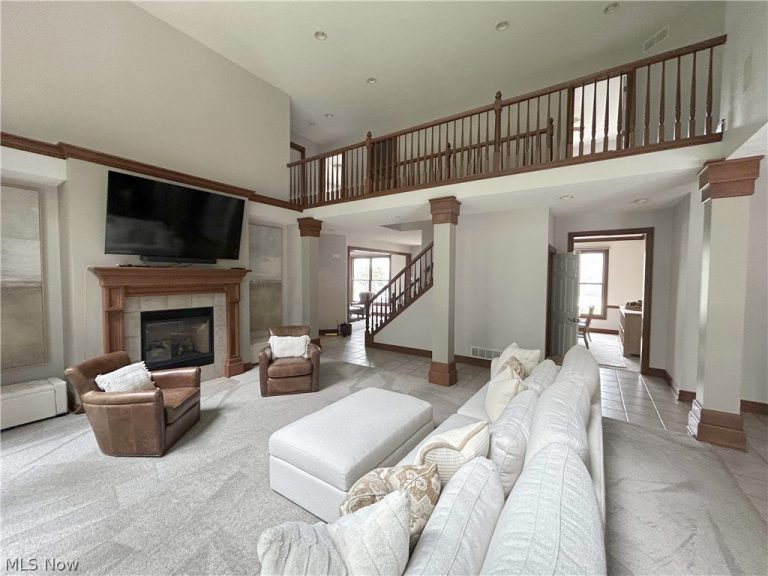 33606 Saint Francis Drive, Avon, OH - Photo 4