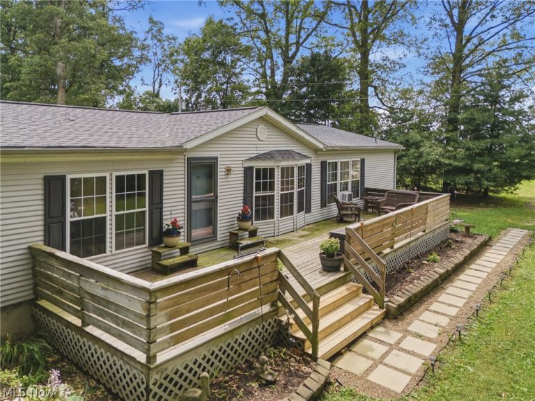 6828 Angling Road, Wooster, OH - Photo 2