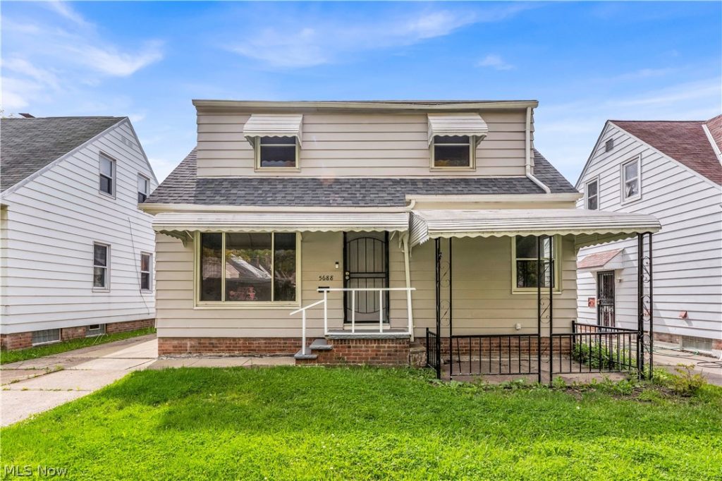 5688 141st Street, Maple Heights, OH