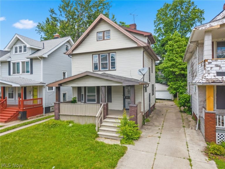 13511 Kelso Avenue, Cleveland, OH, 44110