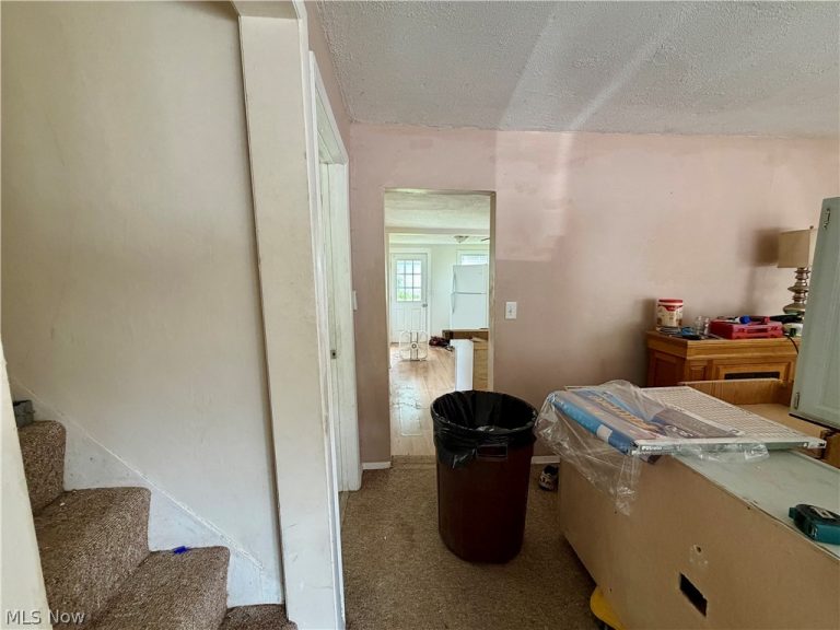 37454 Euclid Avenue, Willoughby, OH - Photo 5