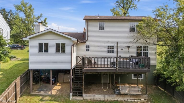 12 Valley View Drive, Vienna, WV - Photo 4