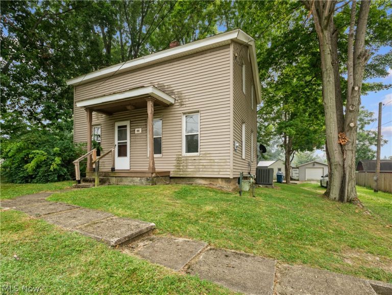 3010 Wadsworth Road, Norton, OH - Photo 2