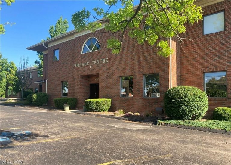 2098 Portage Road, Wooster, OH - Photo 2