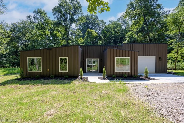 4037 cleveland Road, Wooster, OH, 44691