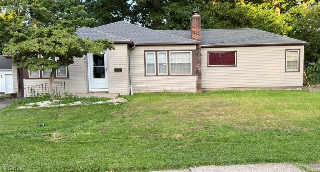 151 Parkgate Avenue, Youngstown, OH