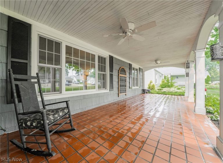 18690 Inglewood Avenue, Rocky River, OH - Photo 4