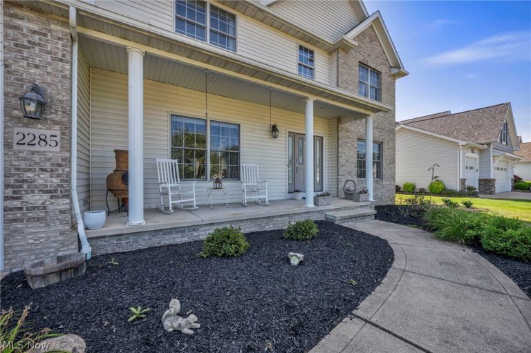 2285 Bay Drive, Willoughby, OH - Photo 5
