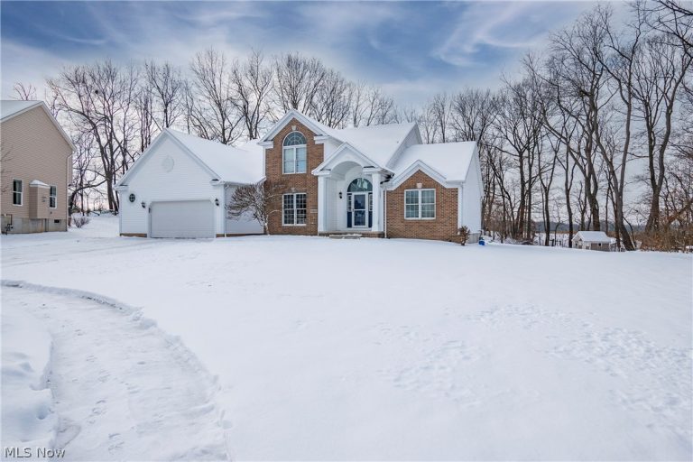 11002 Trenton Road, Uniontown, OH - Photo 3