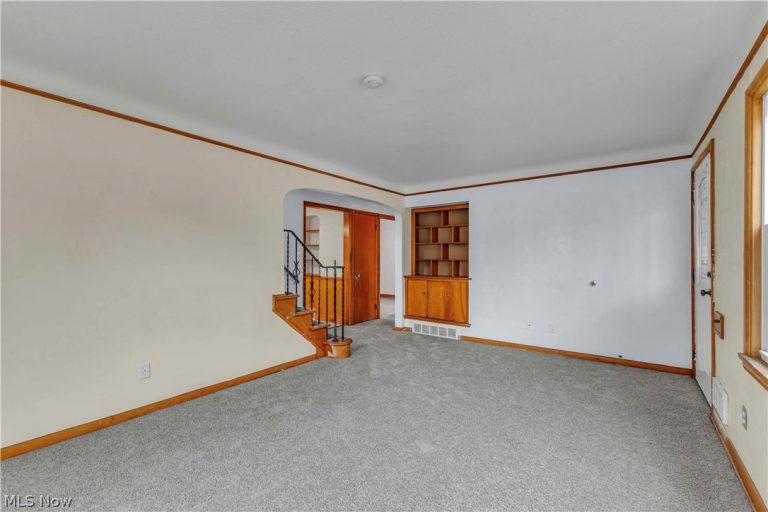 24 Leyton Road, Bedford, OH - Photo 4