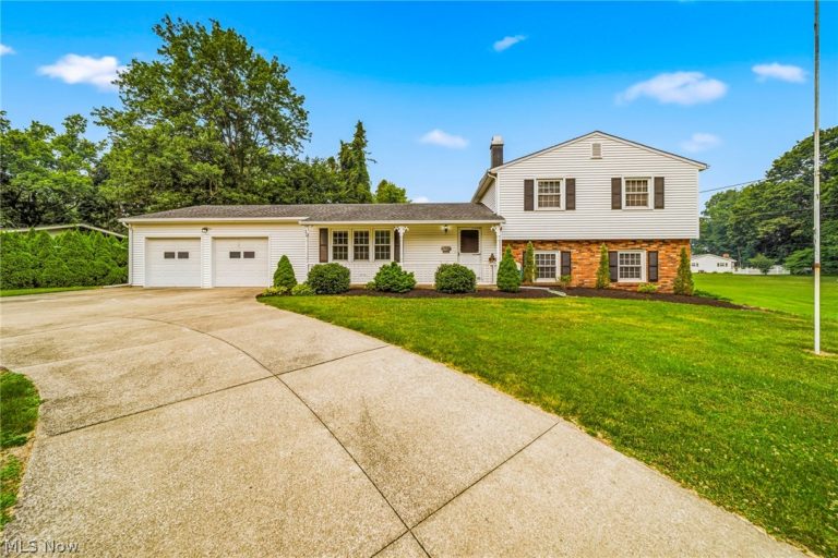 20 Cortland Circle, Geneva, OH - Photo 2