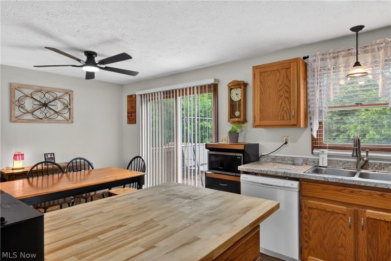 50 Ridge Top Circle, Doylestown, OH - Photo 2
