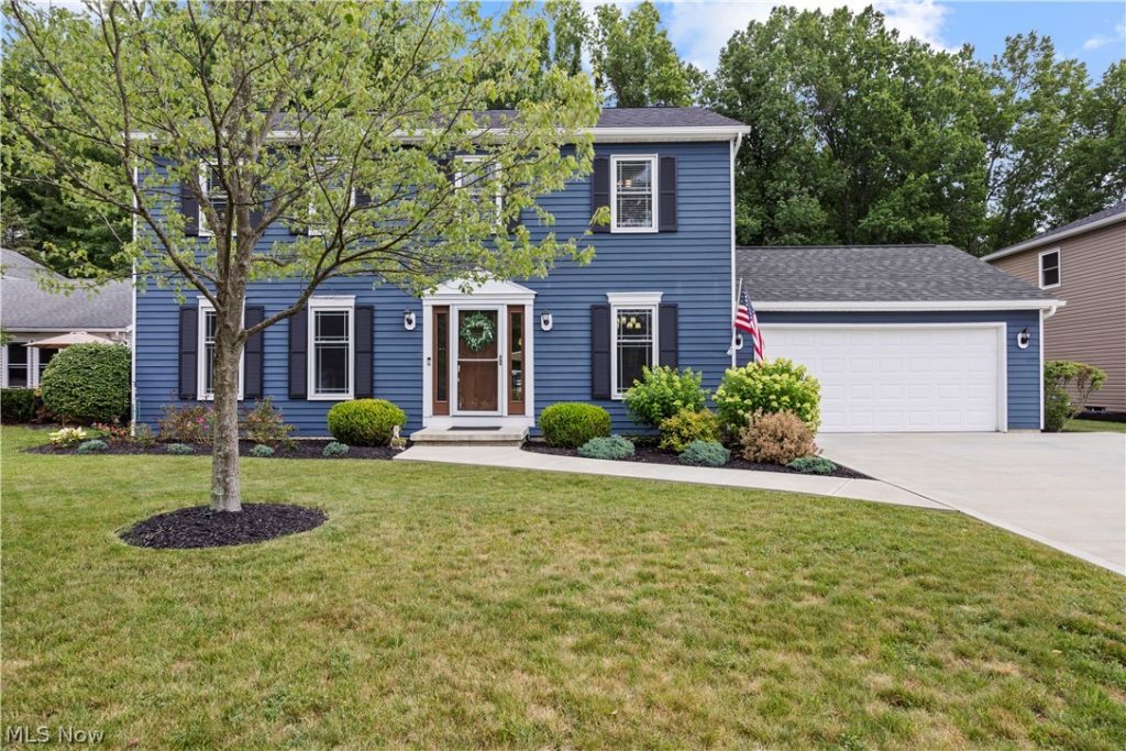 7125 Timber Lane, Olmsted Twp, OH