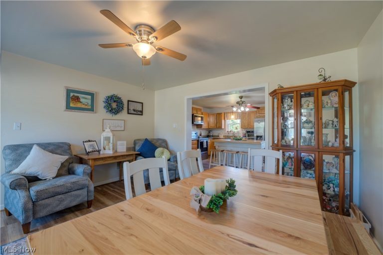 6008 Conneaut Light Drive, Vermilion, OH - Photo 8