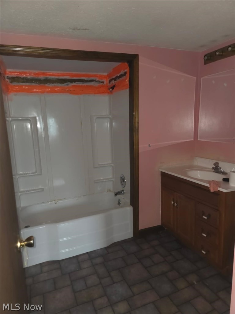 375 Bon Air Avenue, Elyria, OH - Photo 8