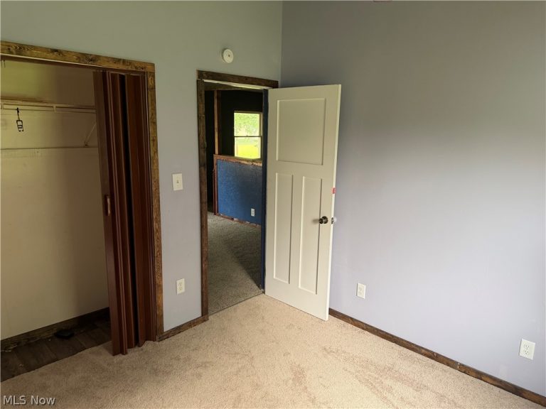6933 Navarre Road, Massillon, OH - Photo 5