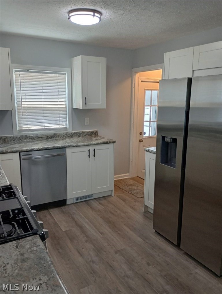 900 Ardella Avenue, Akron, OH - Photo 5