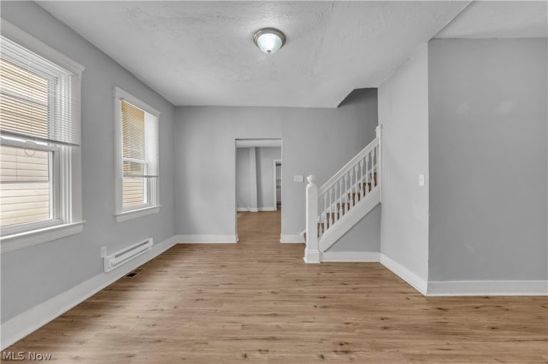 3221 Trowbridge Avenue, Cleveland, OH - Photo 6