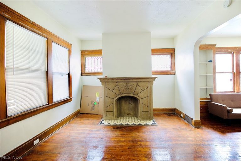 11825 Lenacrave Avenue, Cleveland, OH - Photo 5