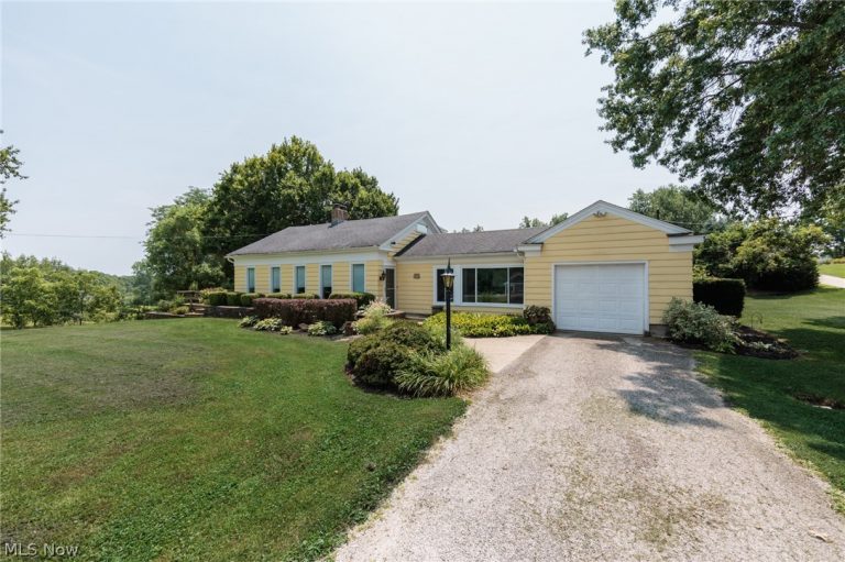 460 Granger Road, Medina, OH - Photo 2