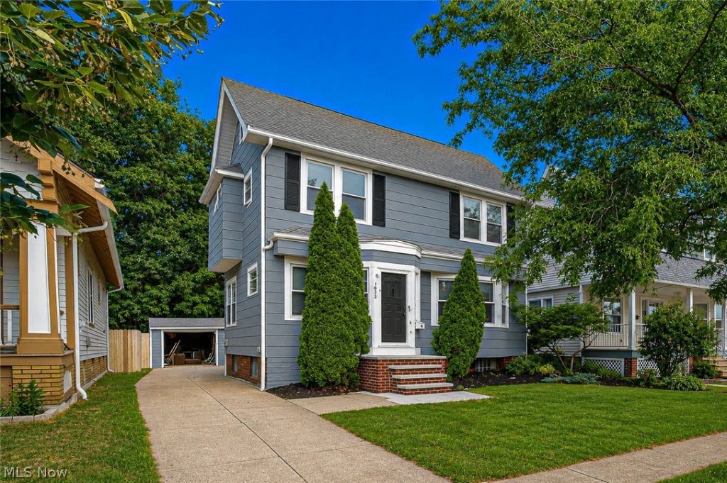 1653 Cordova Avenue, Lakewood, OH