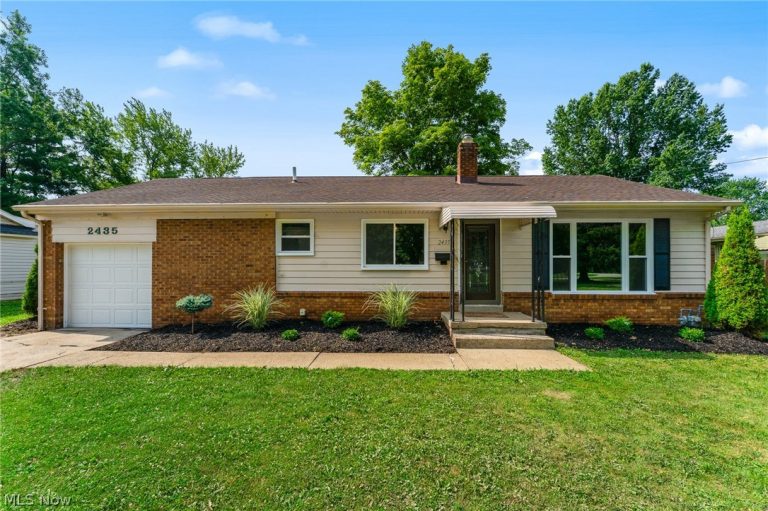 2435 Canfield Road, Youngstown, OH, 44511
