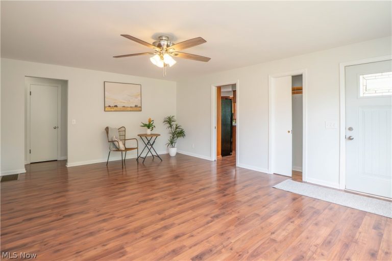 3920 Ashwood Street, Canton, OH - Photo 4