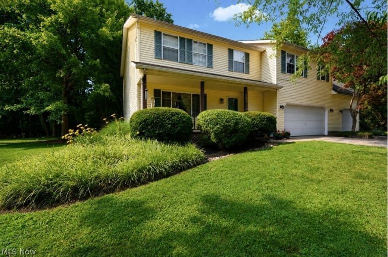 8252 Plains Road, Mentor, OH - Photo 3