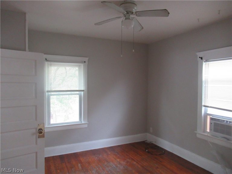 2080 Halstead Avenue #2, Lakewood, OH - Photo 6
