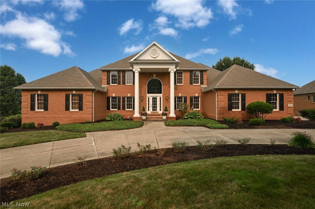 1597 Pilgrims Knob, Canton, OH