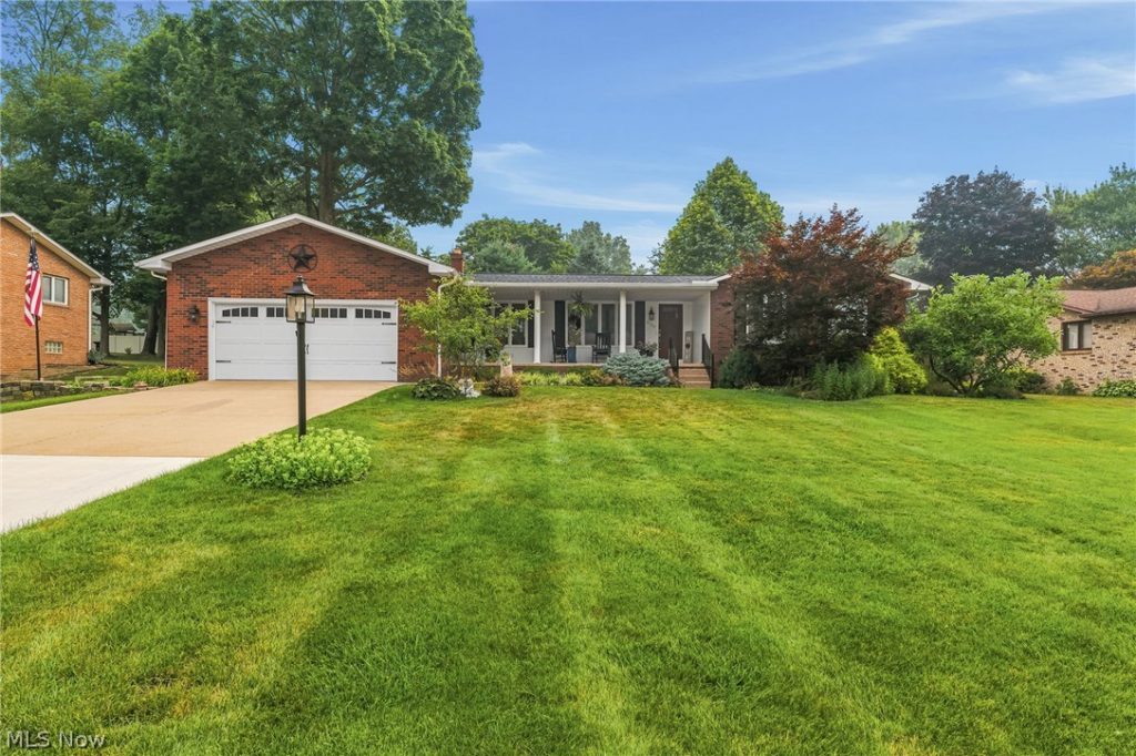 5308 Lindenwood Street, Louisville, OH