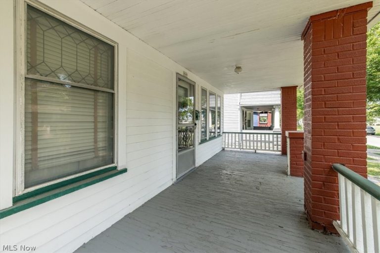 9500 Parkview Avenue, Cleveland, OH - Photo 5
