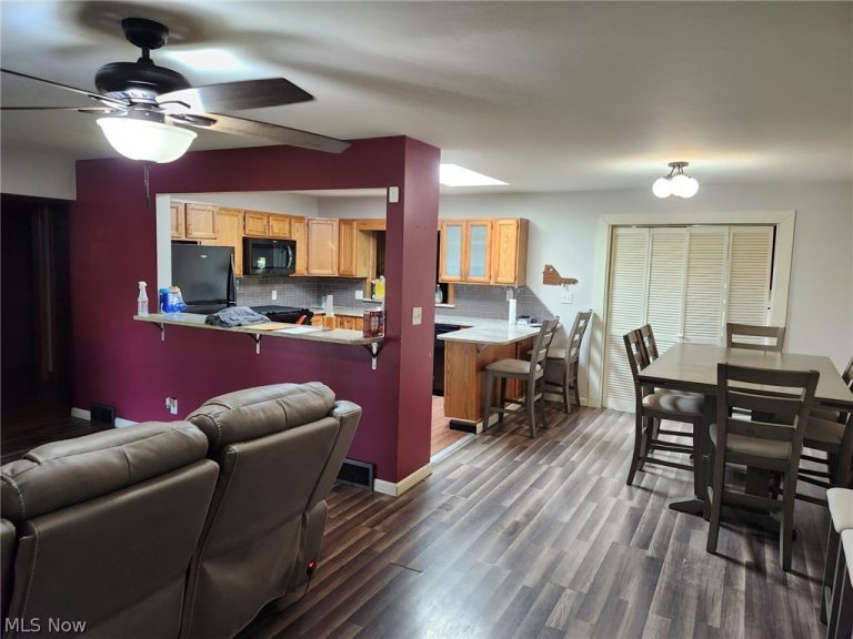 306 Beech Street, Alliance, OH - Photo 4