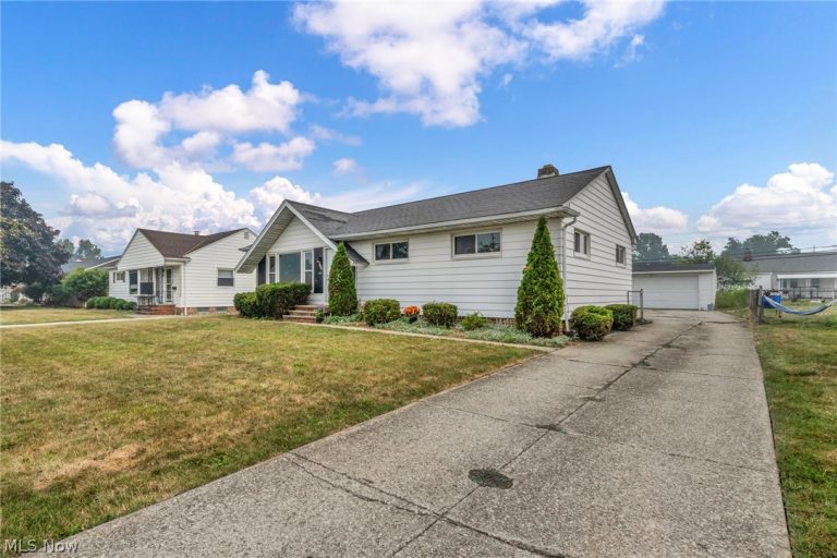 1729 Bellingham Road, Mayfield Heights, OH - Photo 5