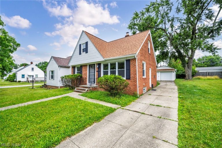 5505 South Boulevard, Maple Heights, OH - Photo 5