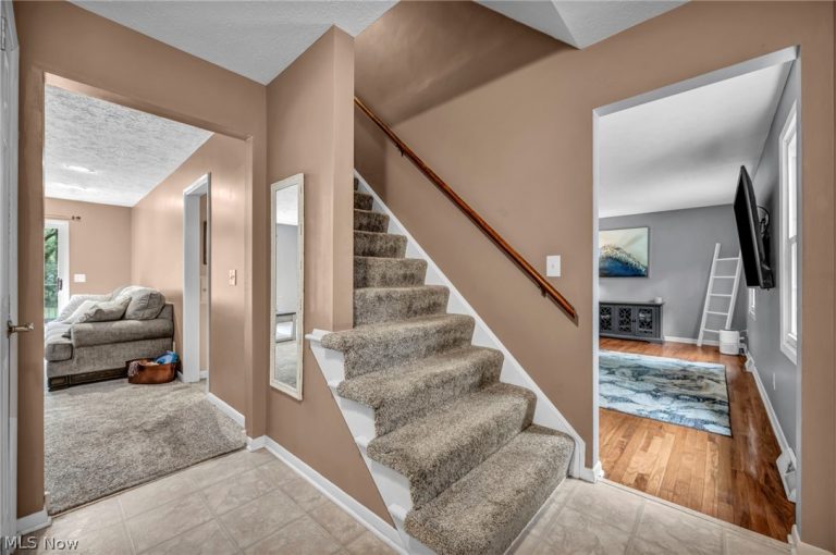 7068 Brightwood Drive, Concord Twp, OH - Photo 2