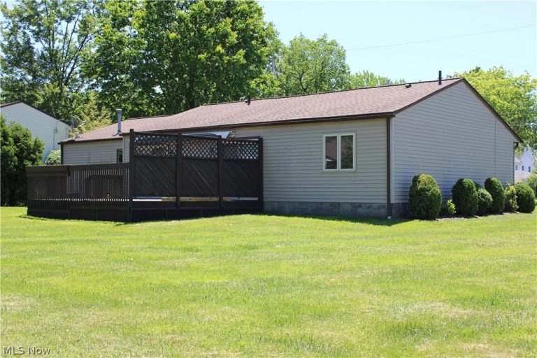 38365 Wood, Willoughby, OH - Photo 6