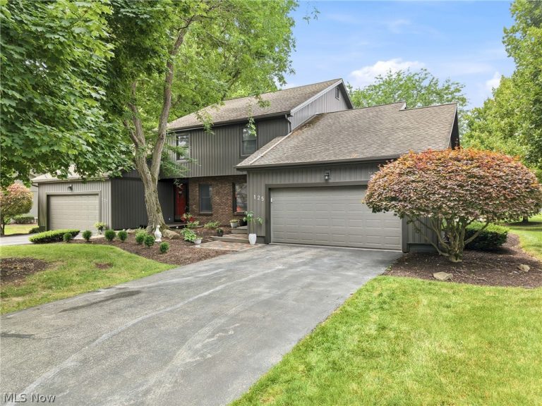 125 Diamond Way, Cortland, OH - Photo 3