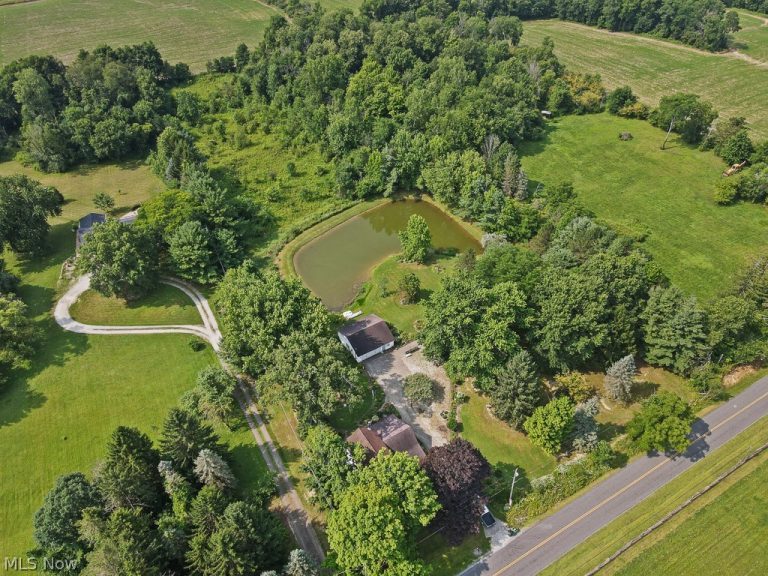 850 Wilbur Road, Medina, OH - Photo 2